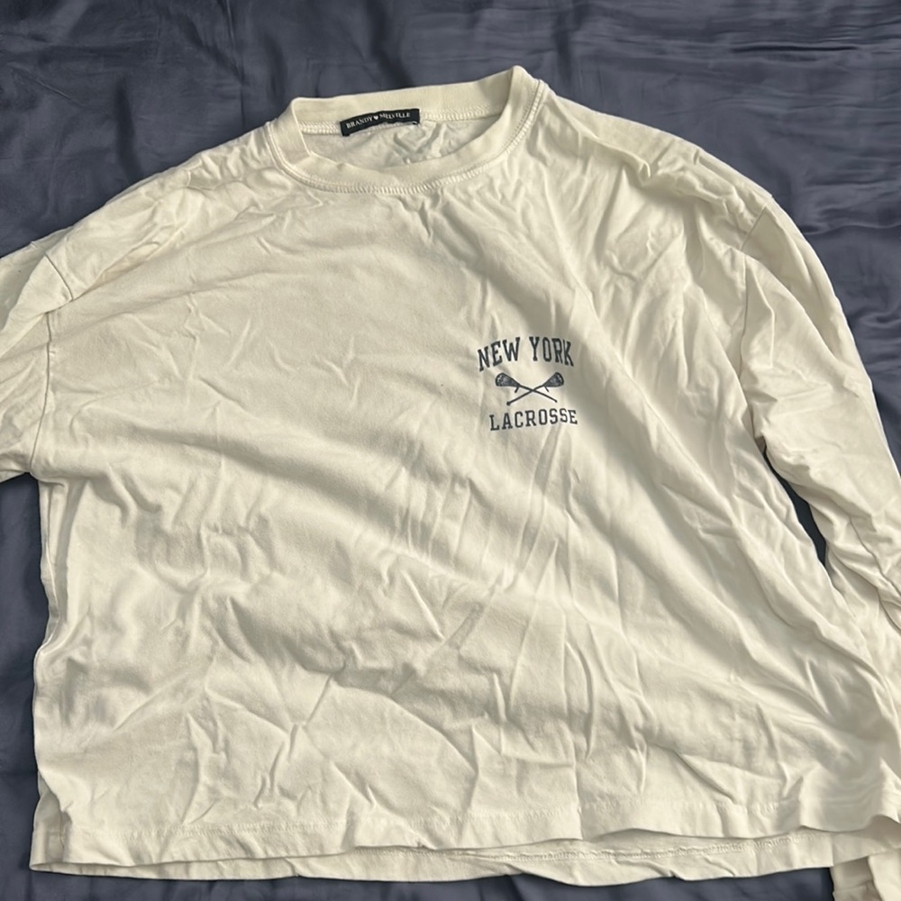 Brandy Melville long sleeve crop top